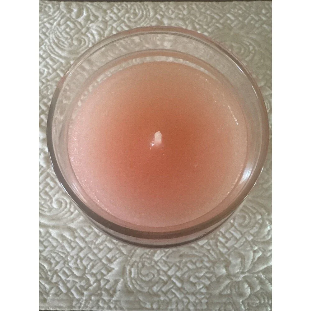 Yankee Candle FRESH CUT ROSES Housewarmer 22oz Single Wick Large Jar Candle  NEW